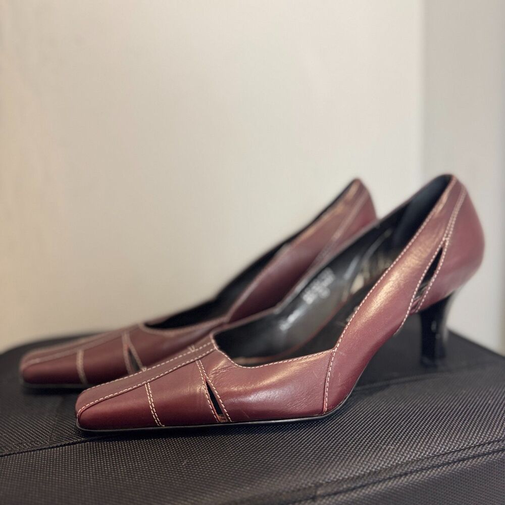 Etienne Aigner Brookline Oxblood Leather Cone Heels Womens 7.5 Cutout